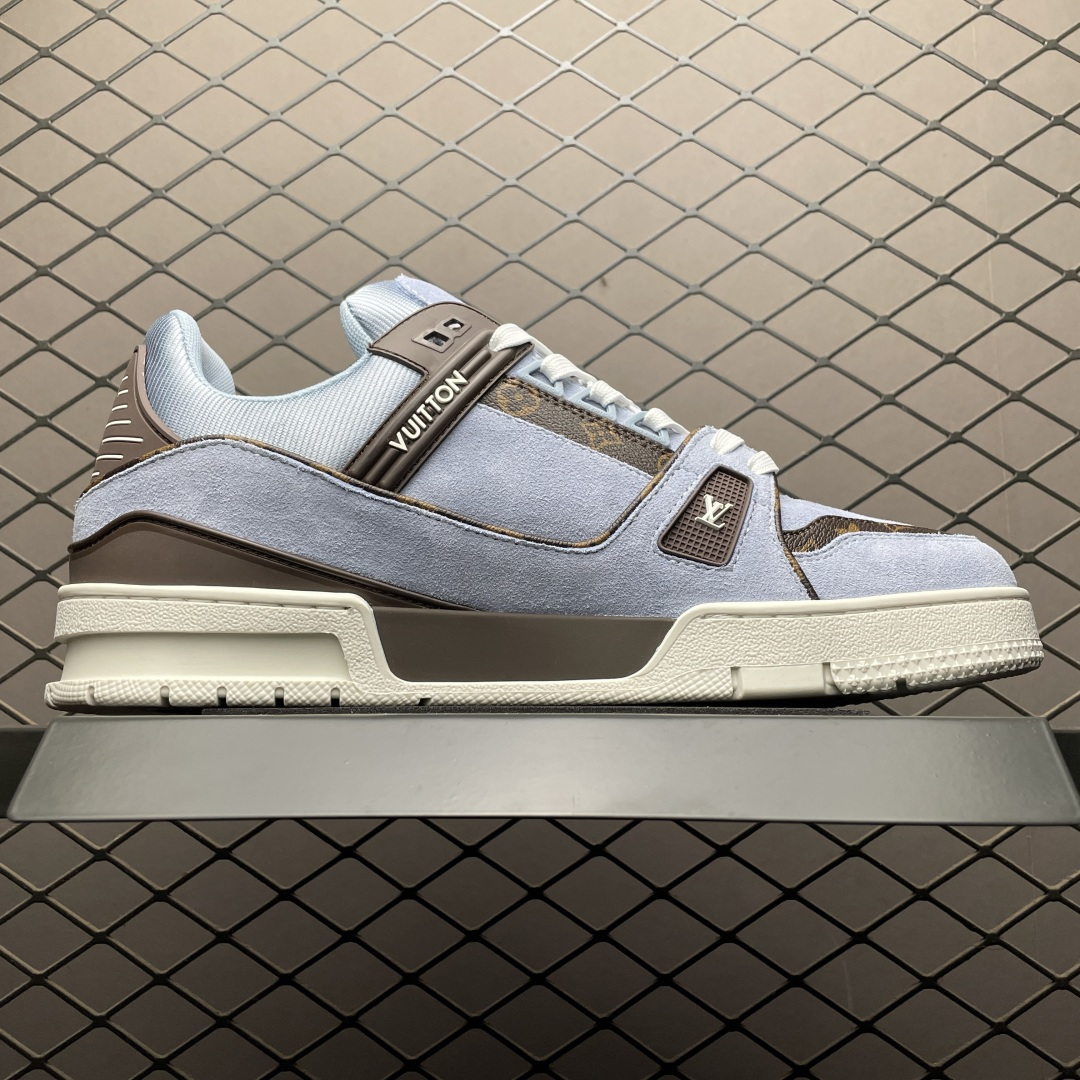 Shoe